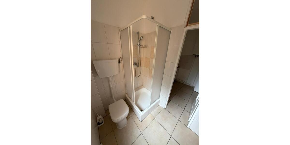 Erdgeschoßwohnung Frankfurt am Main West - 1 Zimmer, 20 m&sup2;, 750&euro; | Angebot:25718519