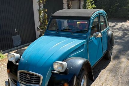 Citroen 2 CV 29.200 km 9.900 &euro; Kronberg 61476