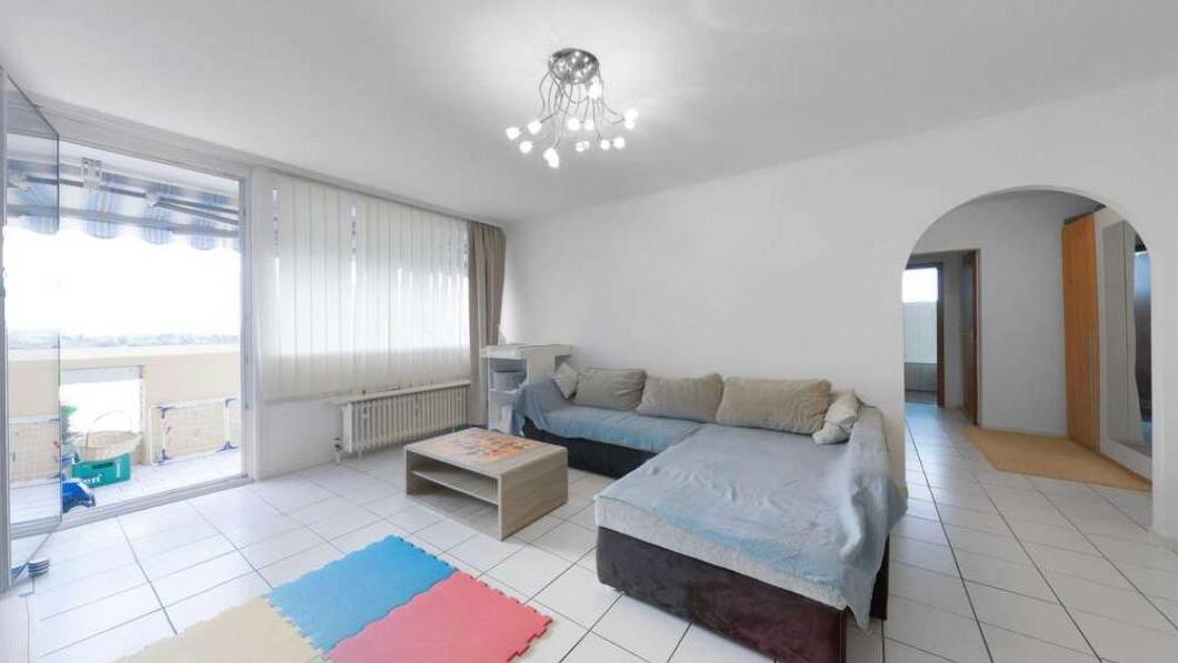 Etagenwohnung Frankfurt am Main Eckenheim - 3 Zimmer, 84 m&sup2;, 1.200&euro; | Angebot:26451927