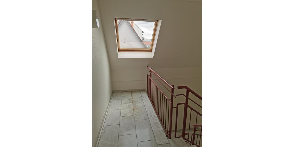 Dachgeschoßwohnung Darmstadt Bessungen - 2.5 Zimmer, 58 m&sup2;, 265.000&euro; | Angebot:26805238