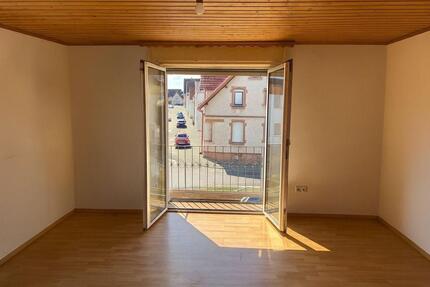 Wohnung Griesheim - 2 Zimmer, 60 m&sup2;, 1.000&euro; | Angebot:27579725