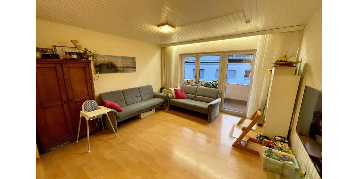Hochparterre Frankfurt am Main Nord-Ost - 3 Zimmer, 77 m&sup2;, 395.000&euro; | Angebot:27219951