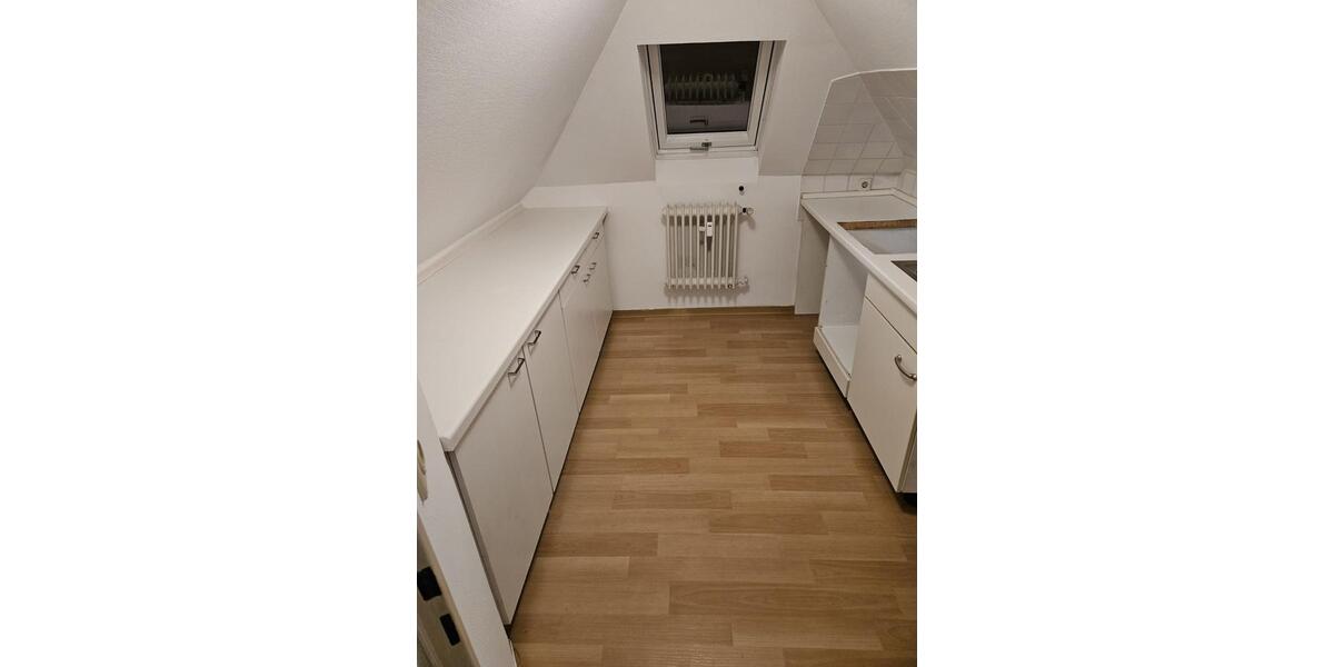 Dachgeschoßwohnung Neu-Isenburg Isenburg - 2 Zimmer, 51 m&sup2;, 700&euro; | Angebot:26132853
