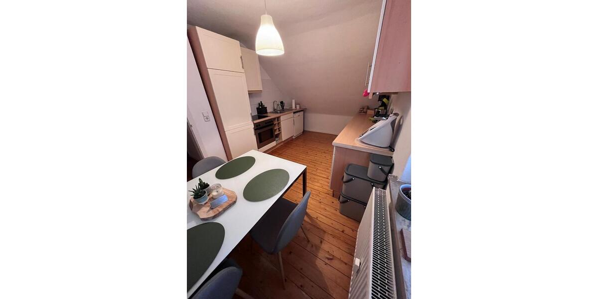 Dachgeschoßwohnung Hanau Großauheim - 3.5 Zimmer, 75 m&sup2;, 900&euro; | Angebot:25640893