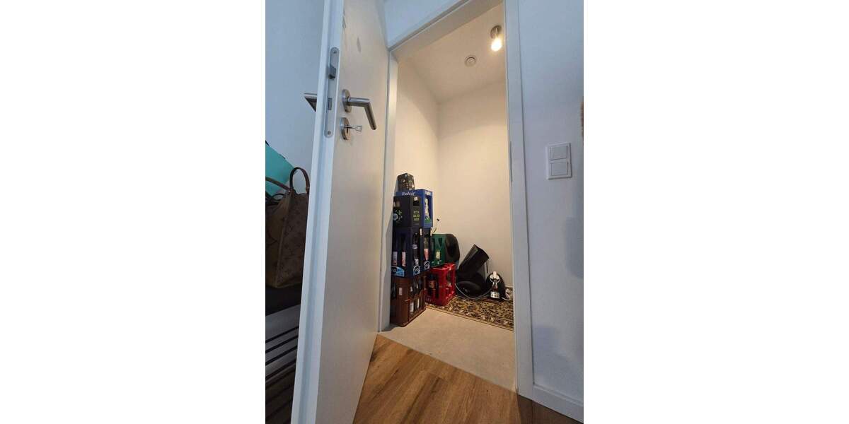 Etagenwohnung Frankfurt am Main Sachsenhausen - 2 Zimmer, 68 m&sup2;, 2.500&euro; | Angebot:25800228