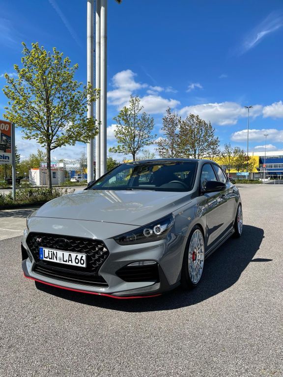 i30