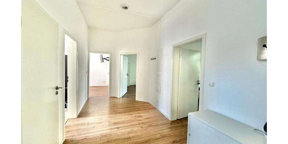 Etagenwohnung Frankfurt Unterliederbach - 5 Zimmer, 120 m&sup2;, 2.000&euro; | Angebot:25709772
