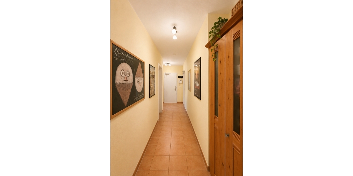 Großzügige 5-Zimmer-Wohnung mit zwei Balkonen in begehrter Lage am Rebstockpark - Etagenwohnung Frankfurt am Main Bockenheim | Angebot:26844880