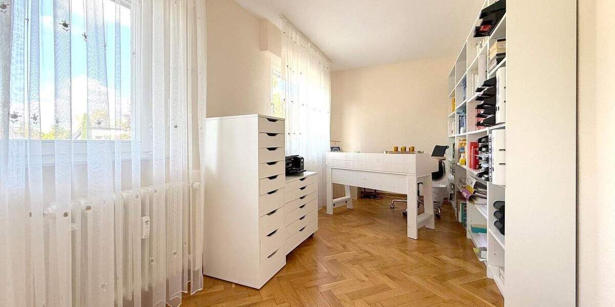 Etagenwohnung Rosbach vor der Höhe Nieder-Rosbach - 6 Zimmer, 162 m&sup2;, 398.000&euro; | Angebot:25676827