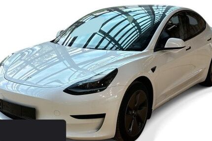 Tesla Model 3 33.543 km 26.600 &euro; Hanau 63457