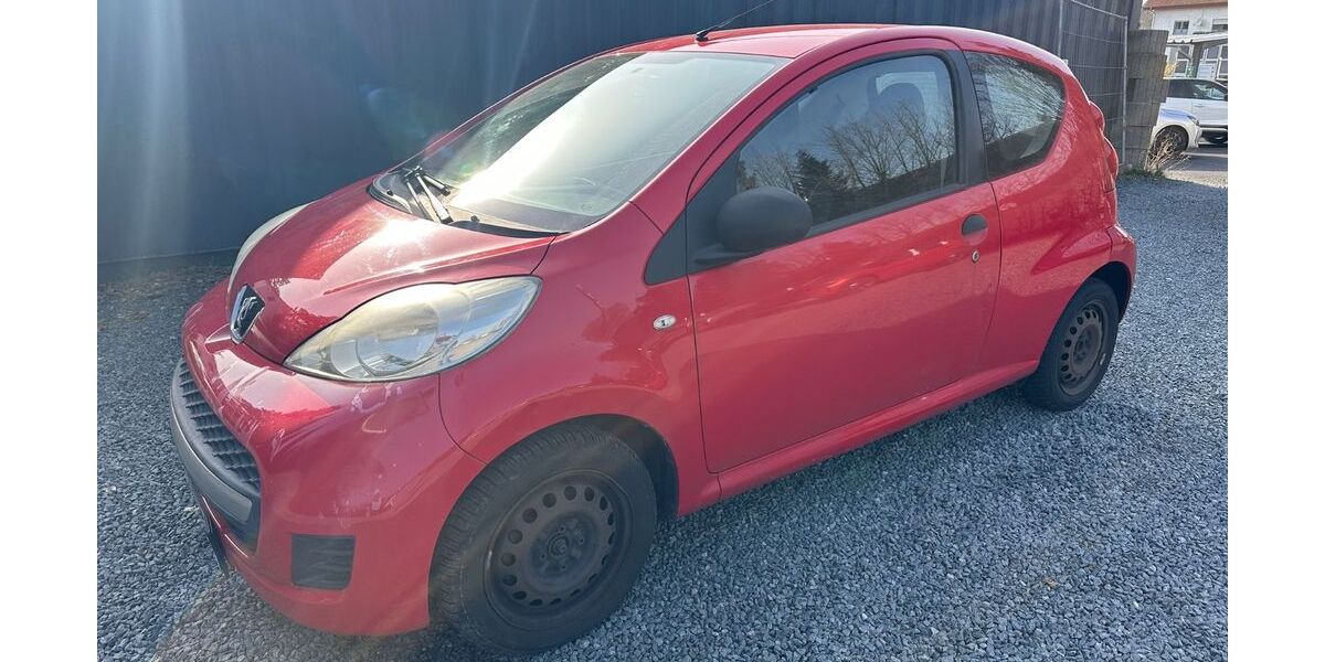 Peugeot 107 199.999 km 666 &euro; Rüsselsheim 65428