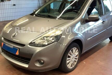 Renault Clio 97.000 km 4.900 &euro; Frankfurt am Main 65933