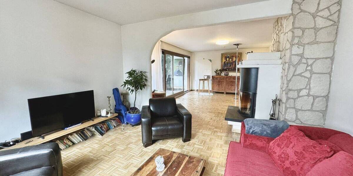 Einfamilienhaus Frankfurt am Main Bergen-Enkheim - 6 Zimmer, 175 m&sup2;, 499.000&euro; | Angebot:26543556