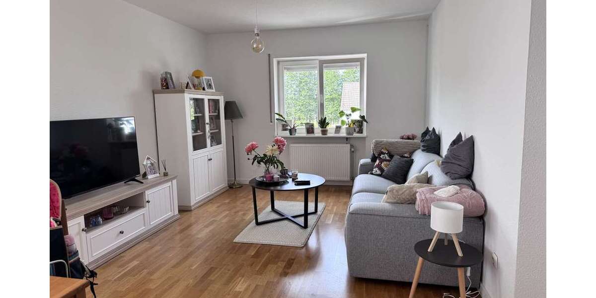 Etagenwohnung Neu Anspach - 3 Zimmer, 93 m&sup2;, 1.180&euro; | Angebot:26900895
