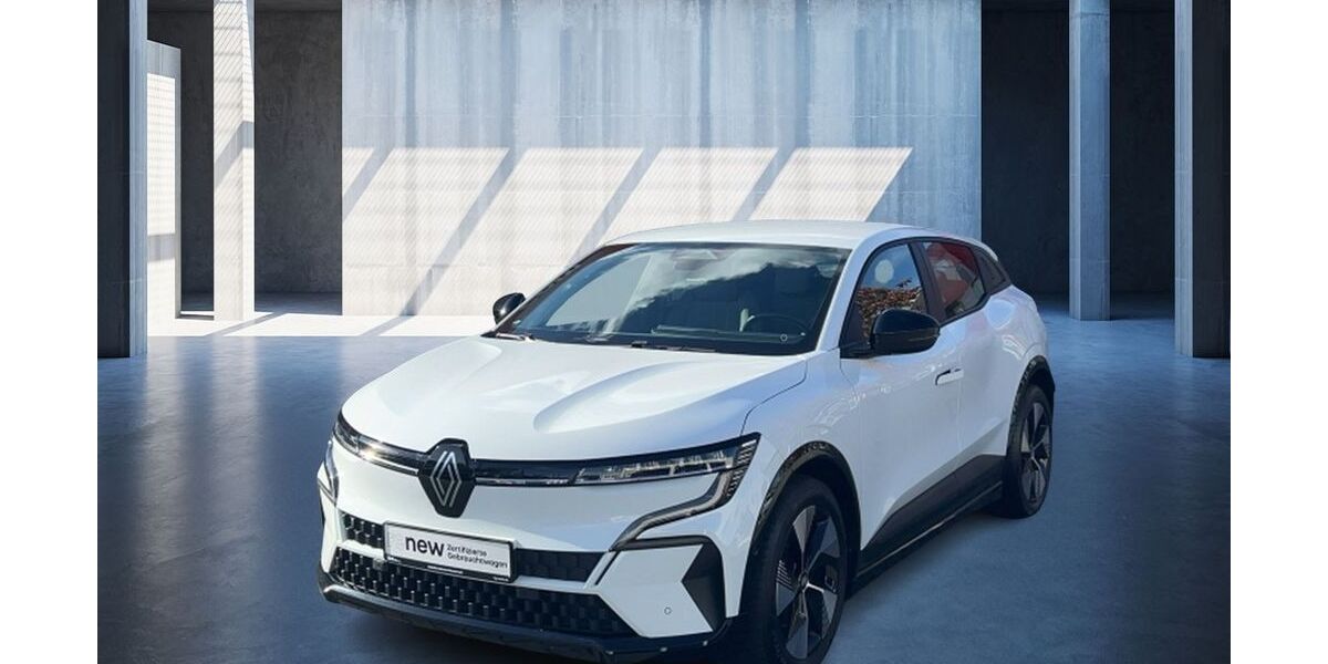 Renault Megane E-TECH 33.632 km 17.960 &euro; Frankfurt / Main 60314