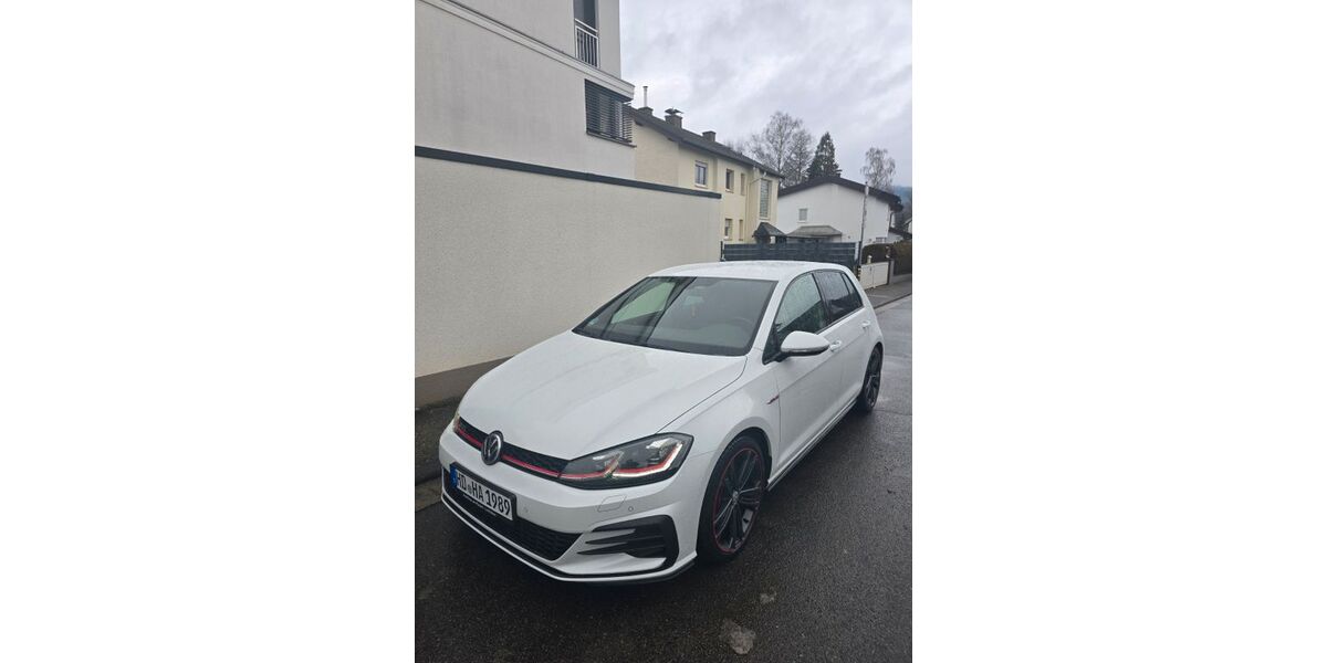 VW Golf 110.864 km 17.999 &euro; Königstein im Taunus 61462