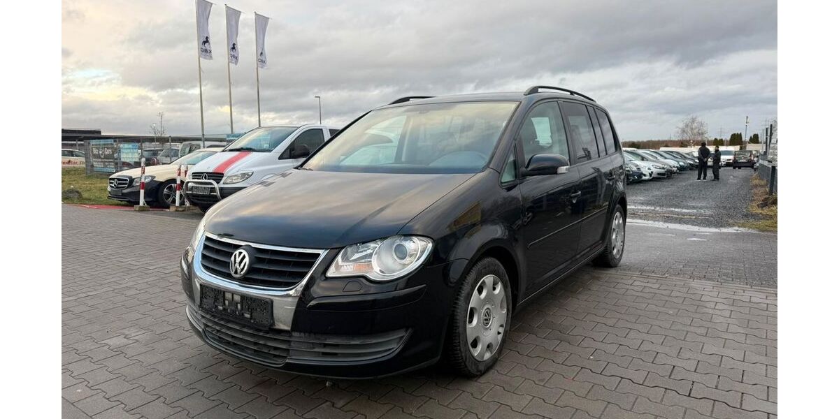 VW Touran 205.000 km 4.399 &euro; Dietzenbach 63128
