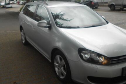 VW Golf 328.000 km 2.800 &euro; Frankfurt am Main 60386