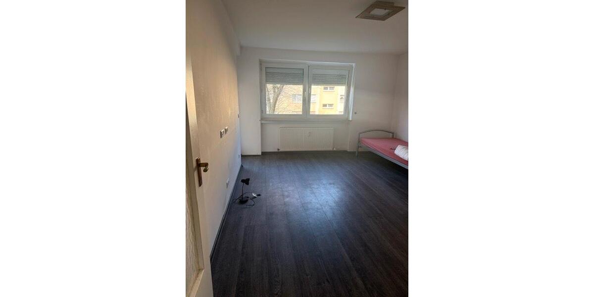 Etagenwohnung Frankfurt am Main Schwanheim - 3 Zimmer, 70 m&sup2;, 1.800&euro; | Angebot:26620828