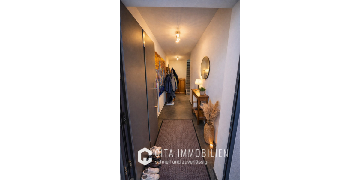 Mehrfamilienhaus, Wohnhaus Frankfurt am Main Nieder-Eschbach - 7 Zimmer, 270 m&sup2;, 1.790.000&euro; | Angebot:23521599