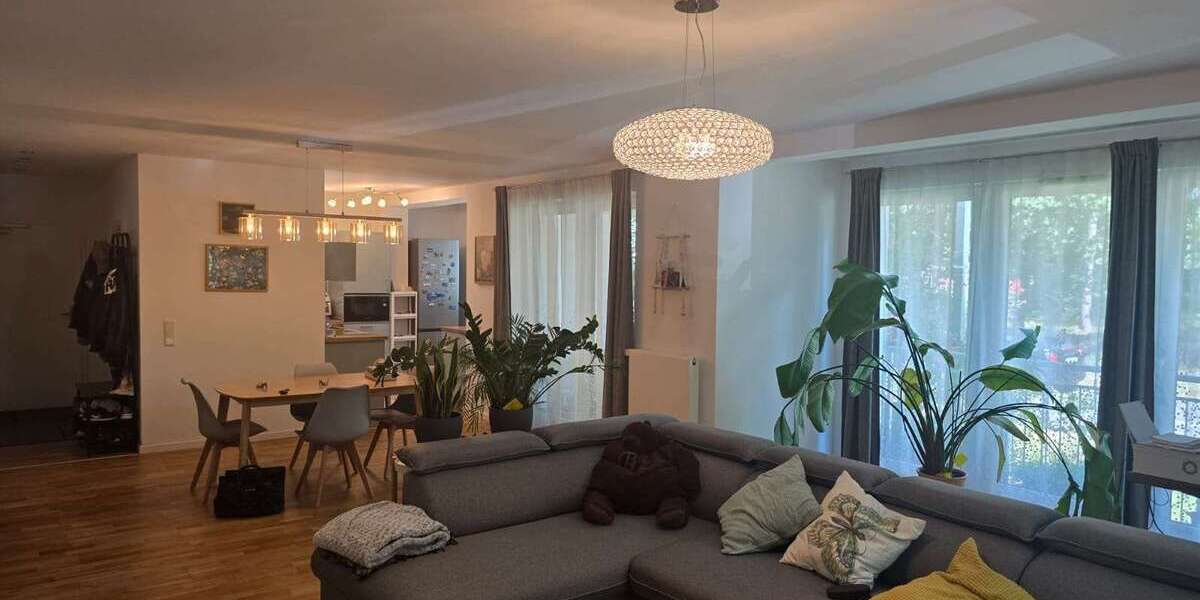 Etagenwohnung Hanau Großauheim - 4 Zimmer, 119 m&sup2;, 1.650&euro; | Angebot:26987431
