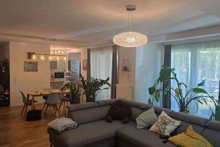 Wohnung Hanau Großauheim - 4 Zimmer, 119 m&sup2;, 1.650&euro; | Angebot:26987431