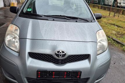 Toyota Yaris 130.123 km 3.750 &euro; Dietzenbach 63128