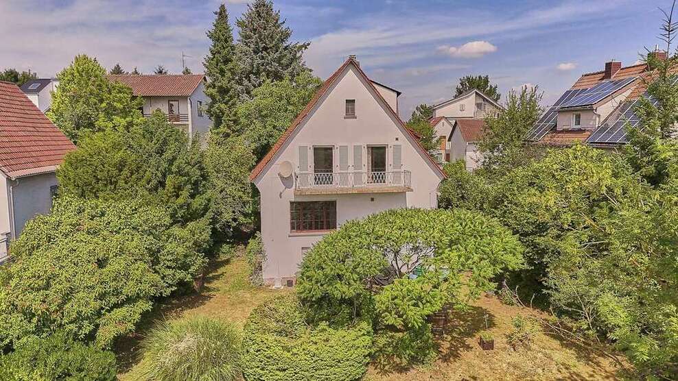 Haus zum Kaufen in Roßdorf 699.000 € 117 m²