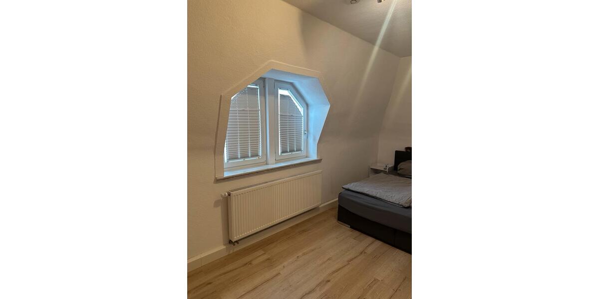 Dachgeschoßwohnung Frankfurt am Main Bergen-Enkheim - 2 Zimmer, 45 m&sup2;, 700&euro; | Angebot:25756781