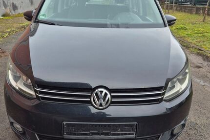 VW Touran 192.453 km 5.550 &euro; Dietzenbach 63128