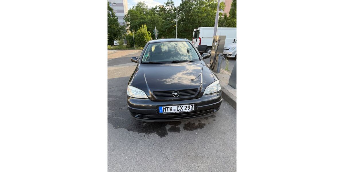 Opel Astra 122.000 km 1.600 &euro; Bad Soden 65812