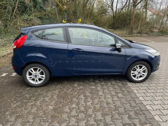 Ford Fiesta 77.000 km 8.400 &euro; Langenselbold 63505