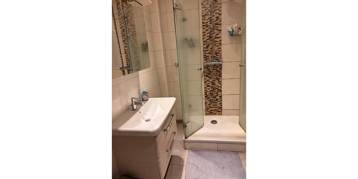 Etagenwohnung Frankfurt am Main Gutleutviertel - 3 Zimmer, 90 m&sup2;, 750&euro; | Angebot:26413383