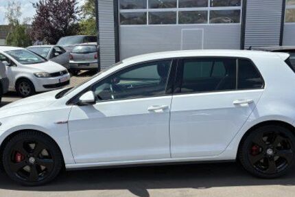 VW Golf 58.500 km 22.900 &euro; Friedrichsdorf 61381