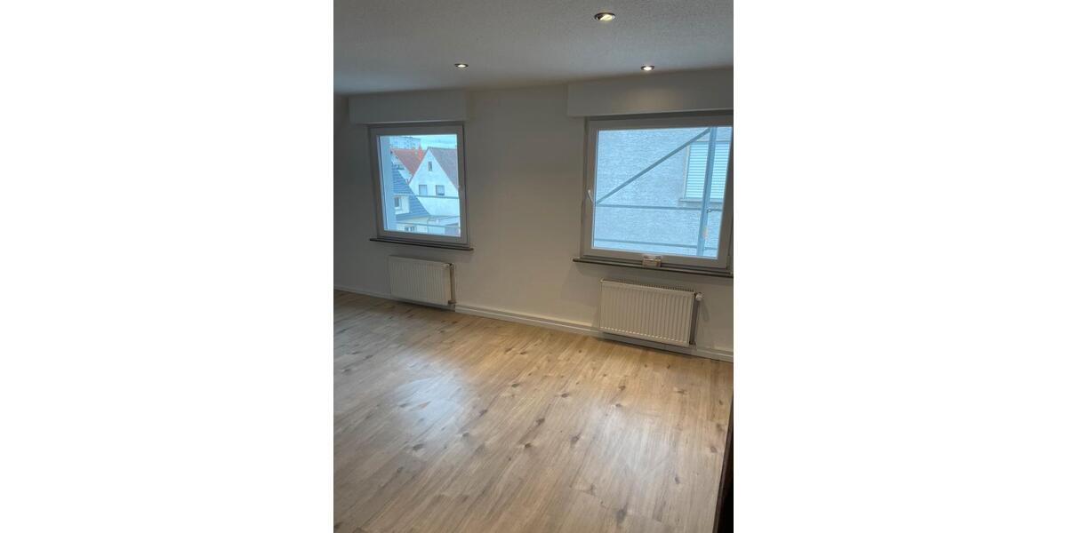 4 ZKB DW ab sofort in HU-Großauheim zu vermieten! 4 zimmer