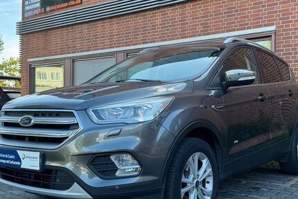 Ford Kuga 163.000 km 11.990 &euro; Rüsselsheim am Main 65428