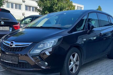 Opel Zafira 283.000 km 2.290 &euro; Maintal 63477