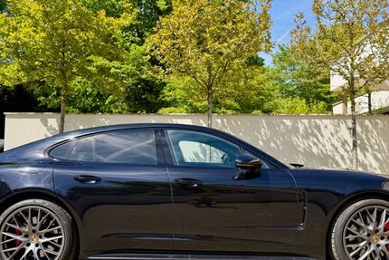 Porsche Panamera 154.500 km 64.750 &euro; Obertshausen 63179