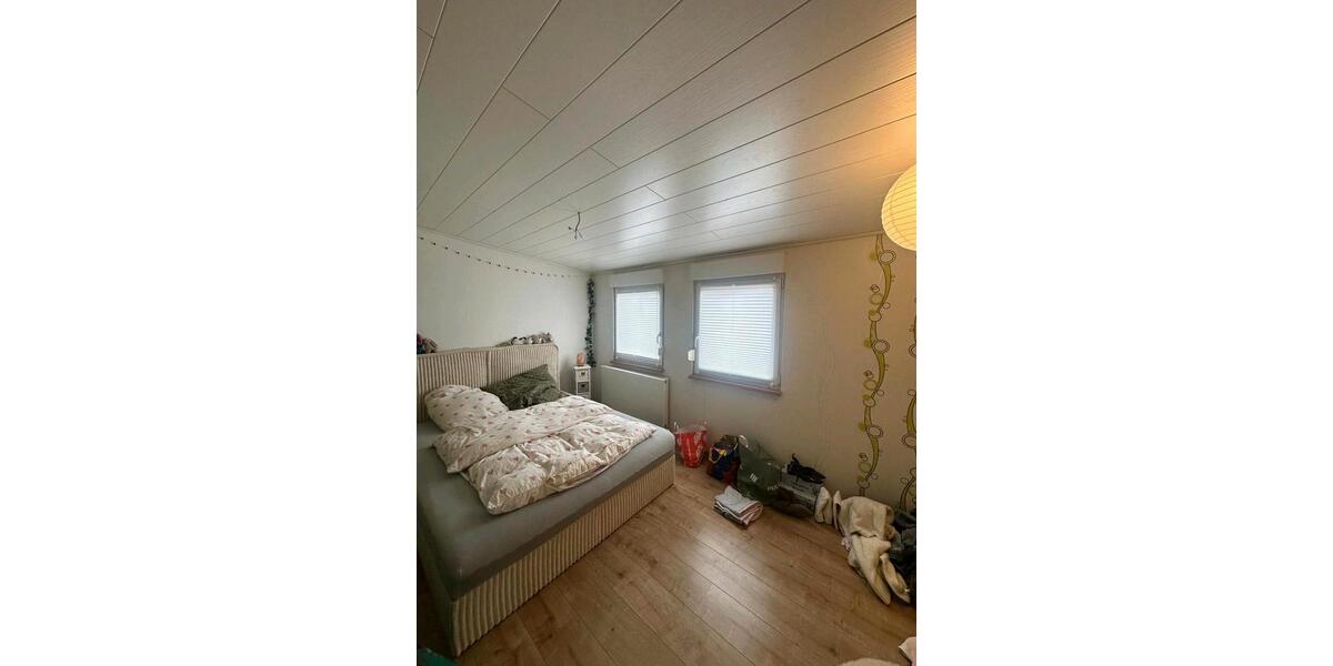 Dachgeschoßwohnung Frankfurt am Main Bockenheim - 3 Zimmer, 70 m&sup2;, 700&euro; | Angebot:25722455