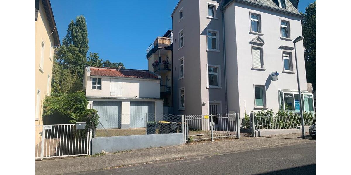 Einfamilienhaus Frankfurt am Main Nord-Ost - 14 Zimmer, 375 m&sup2;, 1.500.000&euro; | Angebot:25861214