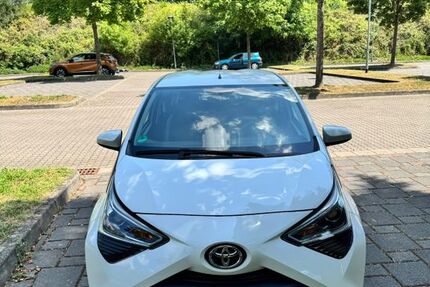 Toyota Aygo (X) 10.200 km 12.600 &euro; Bruchköbel 63486