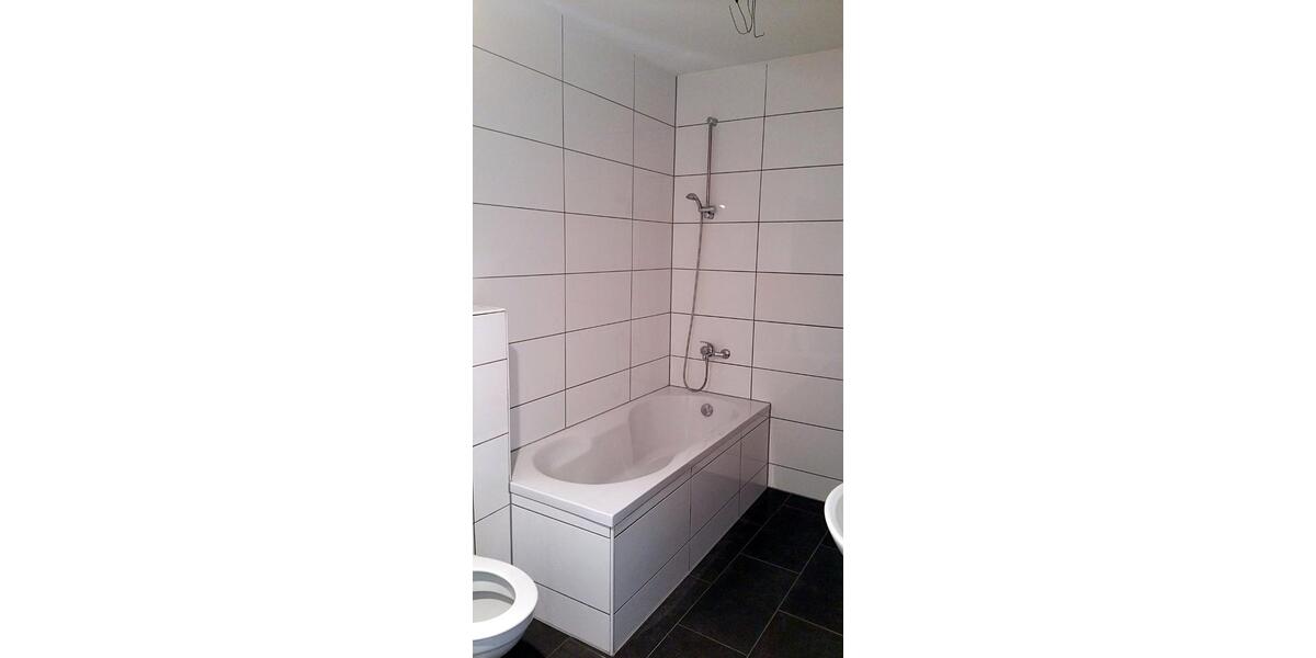 Erdgeschoßwohnung Frankfurt am Main Nord-Ost - 3 Zimmer, 108 m&sup2;, 1.480&euro; | Angebot:26671587