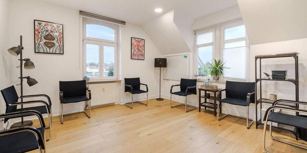 Mehrfamilienhaus, Wohnhaus Usingen - 7 Zimmer, 165 m&sup2;, 698.500&euro; | Angebot:25742957