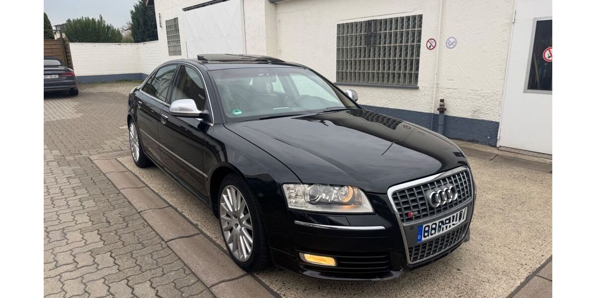 Audi A8 270.000 km 9.000 &euro; Rüsselsheim 65428