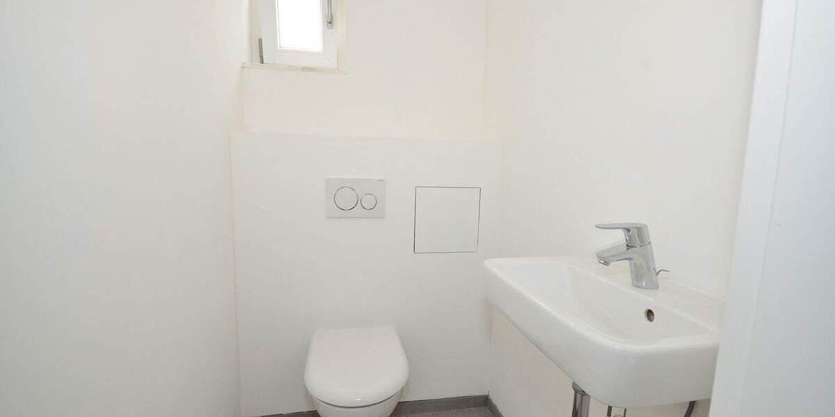 Etagenwohnung Neu-Isenburg Isenburg - 2 Zimmer, 109 m&sup2;, 1.300&euro; | Angebot:23980868