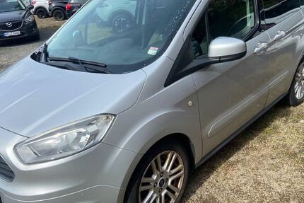 Ford Tourneo Courier 205.000 km 4.990 &euro; Hanau 63452