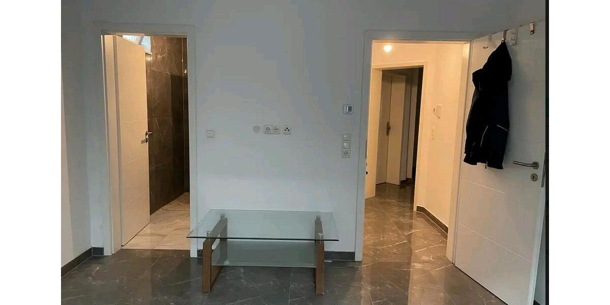 1 Moderne Zimmer Wohnung sofort zuvermieten 1 zimmer