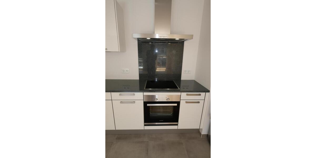 Etagenwohnung Frankfurt am Main Eschersheim - 2 Zimmer, 61 m&sup2;, 1.300&euro; | Angebot:25713304