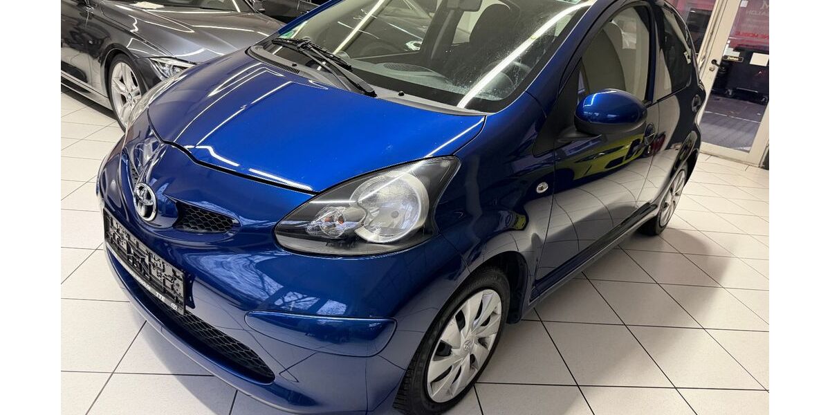 Toyota Aygo (X) 82.850 km 6.350 &euro; NEU ISENBURG 63263