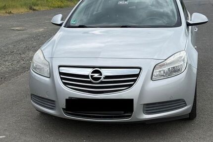 Opel Insignia 216.000 km 3.100 &euro; Frankfurt 60437
